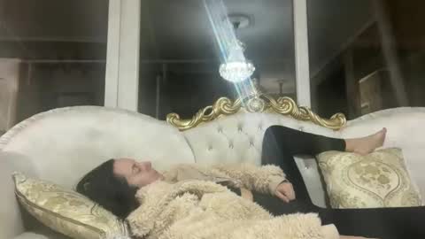 Snapshot of drresa chatting on March 3, 2025, 6:55 pm Dr. Resa online show from March 3, 2025, 6:55 pm