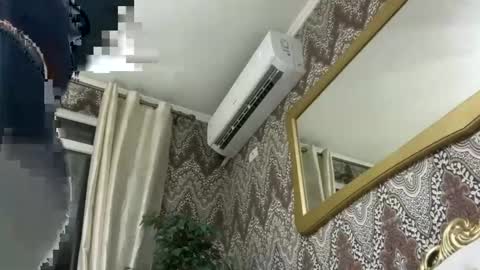 Snapshot of drresa chatting on March 10, 2025, 5:29 pm Dr. Resa online show from March 10, 2025, 5:29 pm