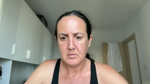 Snapshot of drresa chatting on July 8, 2026, 10:31 am Dr. Resa online show from July 8, 2026, 10:31 am