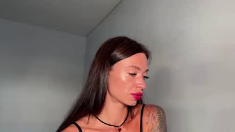 Snapshot of drunk_bosss chatting on July 1, 2026, 1:29 am Bella online show from July 1, 2026, 1:29 am