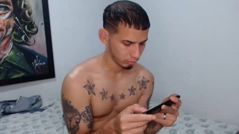 dsanchezz359 online show from March 16, 2026, 2:32 pm