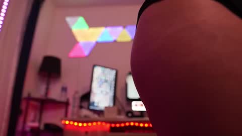 Snapshot of dsexiestqueen chatting on November 21, 2025, 10:58 am Trixy Latex Doll online show from November 21, 2025, 10:58 am