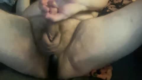 Snapshot of dub0777 chatting on December 22, 2025, 5:37 am dub0777 online show from December 22, 2025, 5:37 am