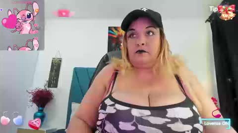 Snapshot of dubraska1 chatting on September 25, 2025, 8:56 pm Dubraska online show from September 25, 2025, 8:56 pm