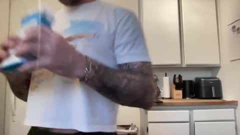 Snapshot of dukethedude chatting on March 8, 2026, 1:58 am Duke online show from March 8, 2026, 1:58 am