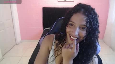 Snapshot of dulce1609 chatting on May 25, 2026, 7:42 pm dulce1609 online show from May 25, 2026, 7:42 pm