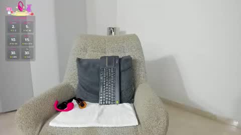 Snapshot of dulce1_ chatting on July 15, 2026, 8:52 am Dulce online show from July 15, 2026, 8:52 am