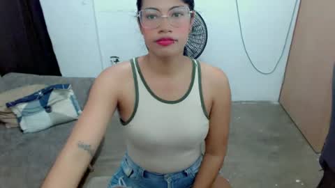 Snapshot of dulce2415 chatting on May 7, 2026, 1:11 am dulce2415 online show from May 7, 2026, 1:11 am