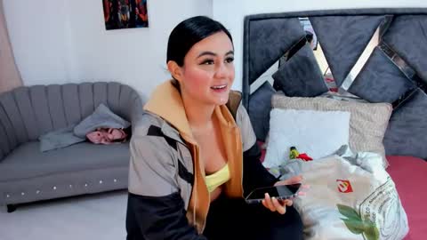 Snapshot of dulce_amg chatting on May 15, 2026, 3:02 am Dulce amg online show from May 15, 2026, 3:02 am