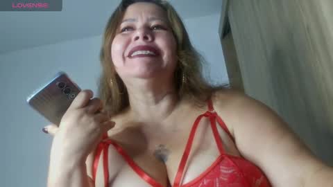 Im Dulce online show from May 1, 2026, 1:32 am