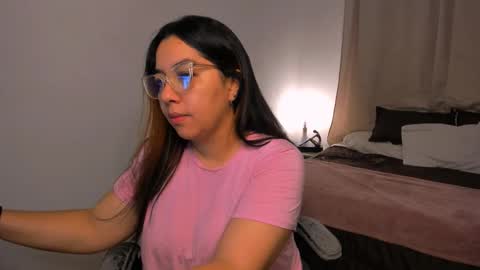 Snapshot of dulce_brithany chatting on October 12, 2025, 12:48 pm dulce brithany online show from October 12, 2025, 12:48 pm