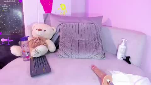 Snapshot of dulce_charm_ chatting on July 28, 2026, 6:20 pm dulce_charm_ online show from July 28, 2026, 6:20 pm