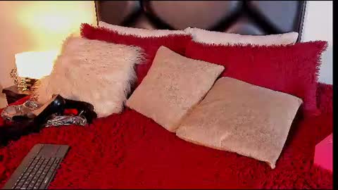 Snapshot of dulce_ferrer1 chatting on July 28, 2026, 6:20 pm online show from July 28, 2026, 6:20 pm