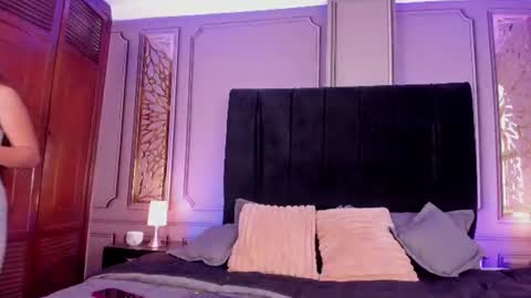 Snapshot of dulce_girls chatting on June 12, 2026, 11:53 am Dulce online show from June 12, 2026, 11:53 am