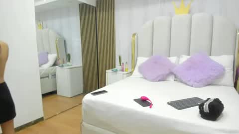 Snapshot of dulce_glamor_ chatting on June 12, 2026, 11:20 am Dulce online show from June 12, 2026, 11:20 am