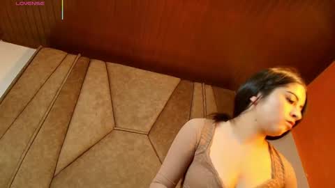 dulce_hell online show from March 17, 2026, 7:17 pm