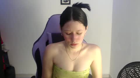 Snapshot of dulce_mauren chatting on September 29, 2025, 3:33 am dulce_mauren online show from September 29, 2025, 3:33 am