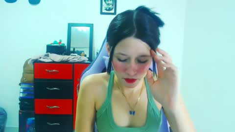 Snapshot of dulce_mauren chatting on November 23, 2025, 6:24 am dulce_mauren online show from November 23, 2025, 6:24 am