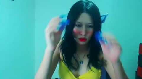 Snapshot of dulce_mauren chatting on December 2, 2025, 6:30 am dulce_mauren online show from December 2, 2025, 6:30 am