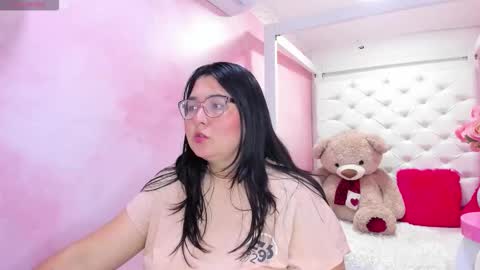 Snapshot of dulce_meow chatting on October 9, 2025, 11:41 am Dulce online show from October 9, 2025, 11:41 am