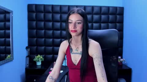 dulce_miiaa online show from March 9, 2026, 6:56 pm