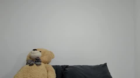 Snapshot of dulce_roberts_ chatting on February 27, 2025, 12:23 pm Dulce online show from February 27, 2025, 12:23 pm