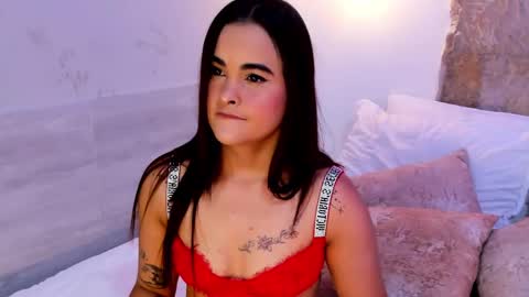 Dulcee Garcia online show from October 2, 2025, 11:01 pm