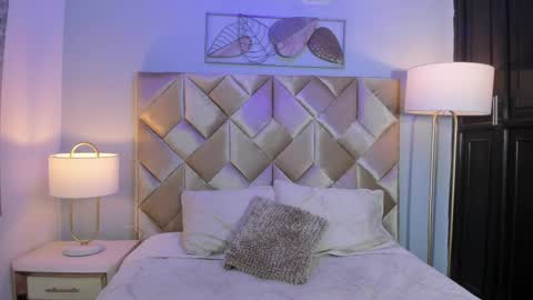 Snapshot of dulceestrella_ chatting on May 28, 2026, 12:35 pm Dulce online show from May 28, 2026, 12:35 pm