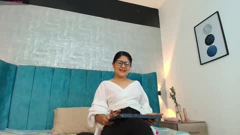 dulce nena online show from March 14, 2026, 11:26 am