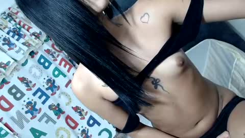 dulcetentacionts online show from May 5, 2026, 6:21 am