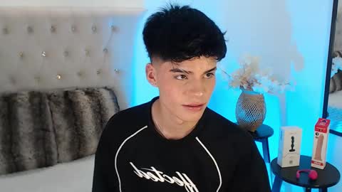 Dulcey online show from September 10, 2025, 4:34 am