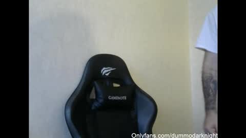 Snapshot of dummodarknight chatting on October 14, 2025, 2:29 pm The Dark Knight online show from October 14, 2025, 2:29 pm