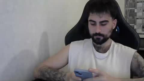 Snapshot of dummodarknight chatting on October 22, 2025, 8:30 pm The Dark Knight online show from October 22, 2025, 8:30 pm