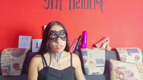 dunnadan_bms online show from May 25, 2026, 12:27 am