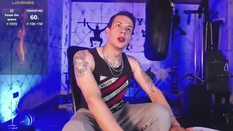 Snapshot of dustin_sonne chatting on November 24, 2025, 3:39 am Dustin Sonne online show from November 24, 2025, 3:39 am