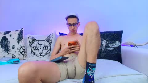 Dustin Dollin online show from June 11, 2026, 6:28 pm