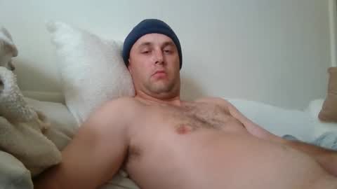 dustyroy09 online show from April 16, 2026, 5:08 am