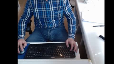 Snapshot of dutchpornking2 chatting on February 21, 2025, 12:06 pm dutchpornking2 online show from February 21, 2025, 12:06 pm