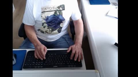Snapshot of dutchpornking2 chatting on June 4, 2026, 6:30 am dutchpornking2 online show from June 4, 2026, 6:30 am