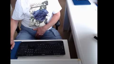 Snapshot of dutchpornking2 chatting on June 13, 2026, 7:50 am dutchpornking2 online show from June 13, 2026, 7:50 am