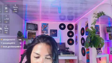 Snapshot of duulce_mia chatting on May 11, 2026, 2:45 pm duulce_mia online show from May 11, 2026, 2:45 pm