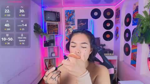 Snapshot of duulce_mia chatting on May 17, 2026, 11:39 am duulce_mia online show from May 17, 2026, 11:39 am
