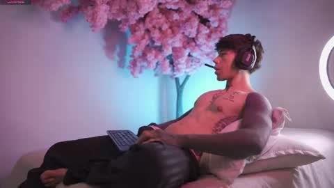 Dwayne xx online show from July 16, 2026, 1:22 am