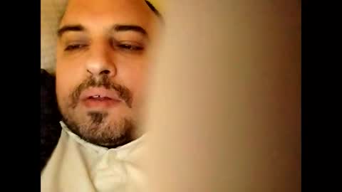 Snapshot of dwizziz chatting on October 15, 2025, 3:28 am Ivan online show from October 15, 2025, 3:28 am