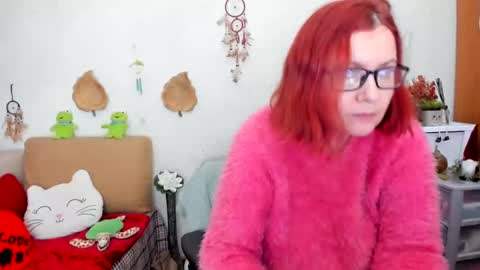 Snapshot of dyannelovee chatting on March 9, 2025, 1:59 pm Dyanne online show from March 9, 2025, 1:59 pm