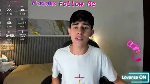 Snapshot of dyla_n18_ chatting on June 19, 2026, 7:06 pm dyla_n18_ online show from June 19, 2026, 7:06 pm