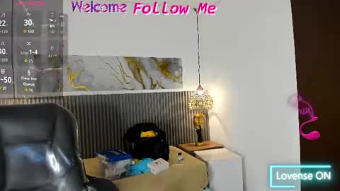 Snapshot of dyla_n18_ chatting on June 21, 2026, 8:22 pm dyla_n18_ online show from June 21, 2026, 8:22 pm