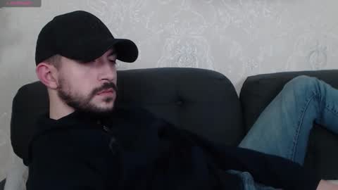 Snapshot of dylan_starxx chatting on January 11, 2025, 6:03 am Dylan online show from January 11, 2025, 6:03 am