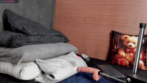 Snapshot of dylan_wolf98 chatting on November 22, 2025, 10:09 pm dylan_wolf98 online show from November 22, 2025, 10:09 pm