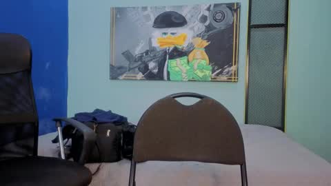 Snapshot of dylanguss chatting on November 26, 2025, 11:55 am dylanguss online show from November 26, 2025, 11:55 am